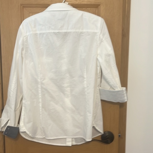Tommy Hilfiger nwot crisp white button-down with blue detailing size medium - Picture 6 of 6